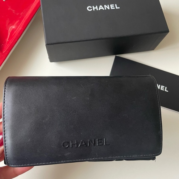 CHANEL Accessories Chanel Leather Case Sunglasses Box And The Book